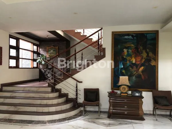 image RUMAH ASRI MAIN ROAD, VIEW CIAMIK DEPAN DANAU CITRALAND + POOL + BASEMENT (6)