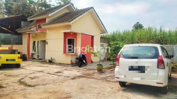 image RUMAH TANAH LUAS + PERABOT HARGA MURAH! DI SINGOSARI KOTA MALANG (3)