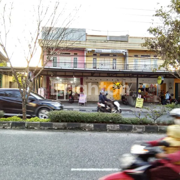 image RUKO TEMPAT USAHA STRATEGIS (1)