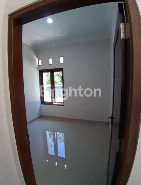 image DIJUAL RUMAH DEKAT RSU SLEMAN, DESAIN MINIMALIS. (2)