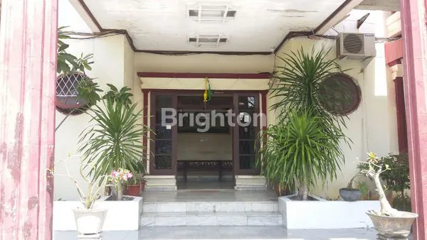 image HOTEL COCOK UNTUK MESS DAN KANTOR DI JALAN MAYJEN SUTOYO (6)