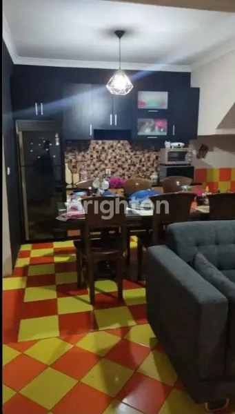 image RUMAH CANTIK 3 LANTAI MEWAH SIAP HUNI FULL FURNISHED MURAH (3)