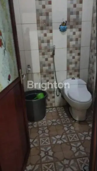 image RUMAH CANTIK 3 LANTAI MEWAH SIAP HUNI FULL FURNISHED MURAH (8)