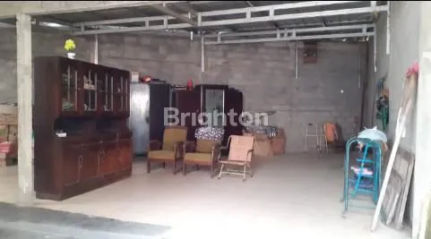 image RUMAH LUAS UTARA KIDFUNDS PINGGIR JALAN ASPAL (4)