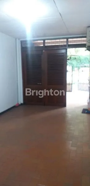 image RUMAH ETNIK SIAP HUNI TENGAH KOTA (3)