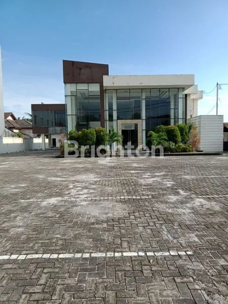 image KANTOR 2 LANTAI SIAP DI GUNAKAN DI JLN MULAWARMAN (5)