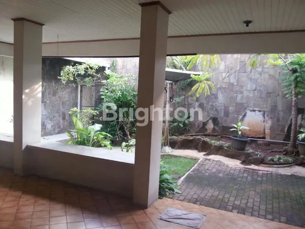 image RUMAH LUAS SIAP HUNI DI TENGAH KOTA SEMARANG, COCOK UNTUK TEMPAT TINGGAL, BANK, KANTOR, RESTORAN, HOTEL, DLL (5)