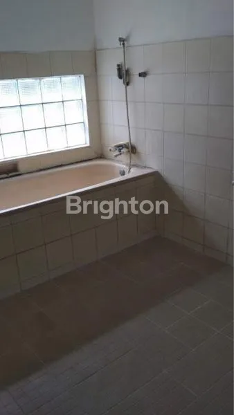 image RUMAH DI KEMBANGAN (8)