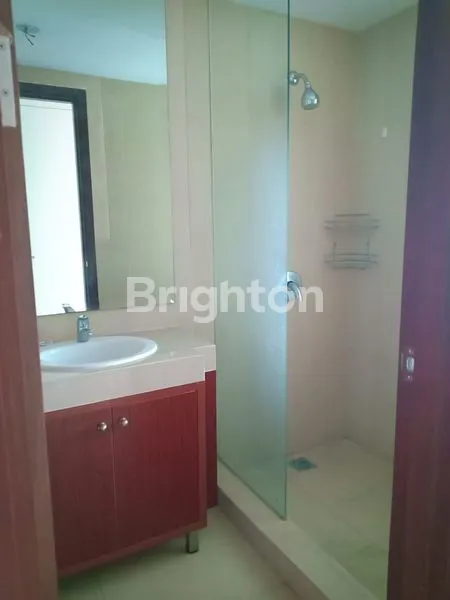 image 2 BR APARTEMEN U RESIDENCE TOWER 2 FULL FURNISH LIPPO KARAWACI TANGERANG (2)