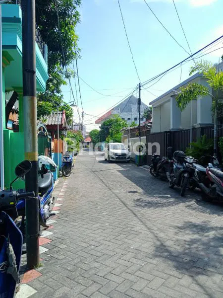 image RUMAH MINIMALIS 2 LT DI JL MULYOSARI UTARA SURABAYA ON PROGRESS DEKAT PAKUWON CITY (2)