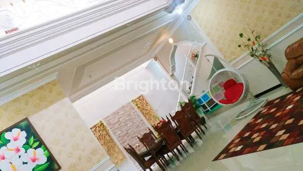 image RUMAH MEWAH BERNUANSA CLASSIC EROPA LOKASI STRATEGIS DEKAT EXIT TOL LAWANG KOTA MALANG (16)