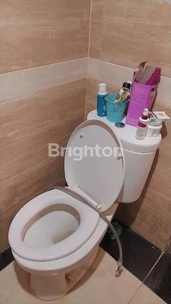 image APARTEMEN TENGAH KOTA  AKSES DEKAT KEMANA-MANA FULL FURNISHED HARGA SANGAT MURAH (8)