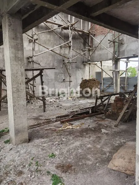 image RUMAH KOMPLEK EKSKLUSIF KOTA KEDIRI (2)