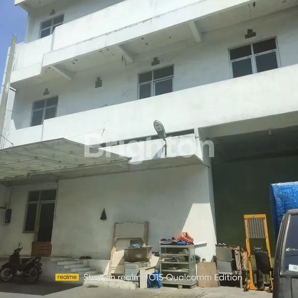 image GUDANG BESAR 3 LANTAI DI TENGAH KOTA (2)