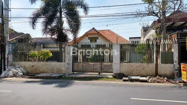 image RUMAH DI JL ZAINUL ARIFIN KLOJEN (1)