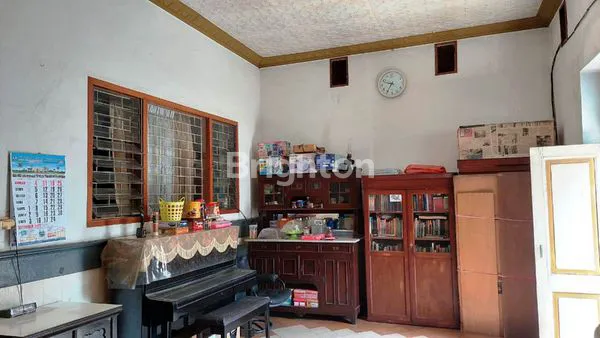 image RUMAH DI JL ZAINUL ARIFIN KLOJEN (6)