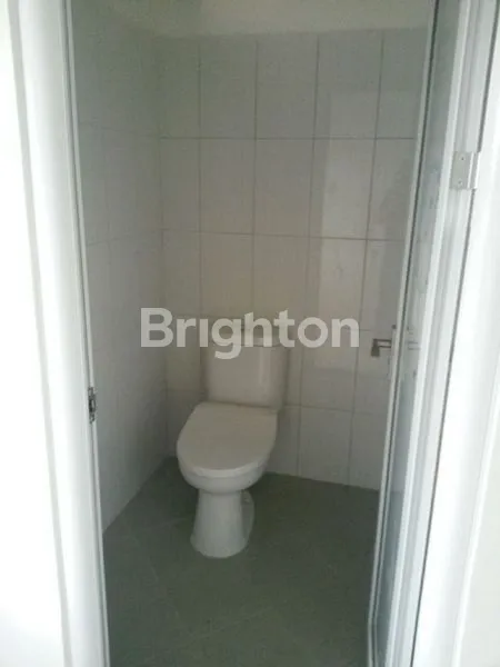 image RUKO PUSAT KOTA KEDIRI PARKIR LUAS (7)