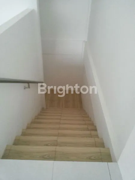 image RUKO PUSAT KOTA KEDIRI PARKIR LUAS (3)