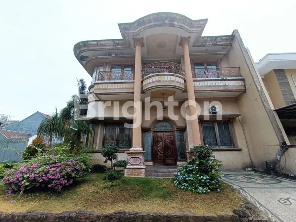 image RUMAH SIAP HUNI BAGUS MEGAH DI TAMAN MUTIARA PAKUWON CITY, SURABAYA TIMUR* (1)