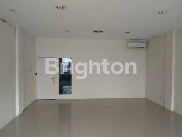 image RUKO 3.5 LANTAI NOL JALAN PANGLIMA SUDIRMAN SURABAYA (6)