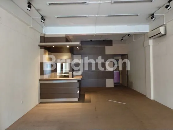 image RUKO 3.5 LANTAI NOL JALAN PANGLIMA SUDIRMAN SURABAYA (3)