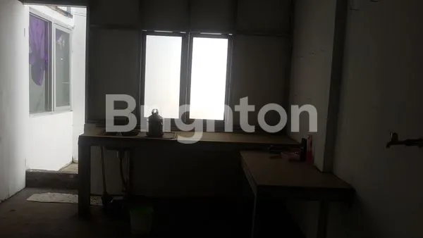 image RUMAH BISA UNTUK USAHA DAGANG DI CITRA GRAHA (7)