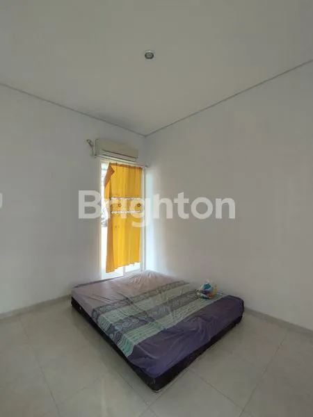 image RUMAH GREENLAND 2 LANTAI SIAP HUNI KEDIRI (2)