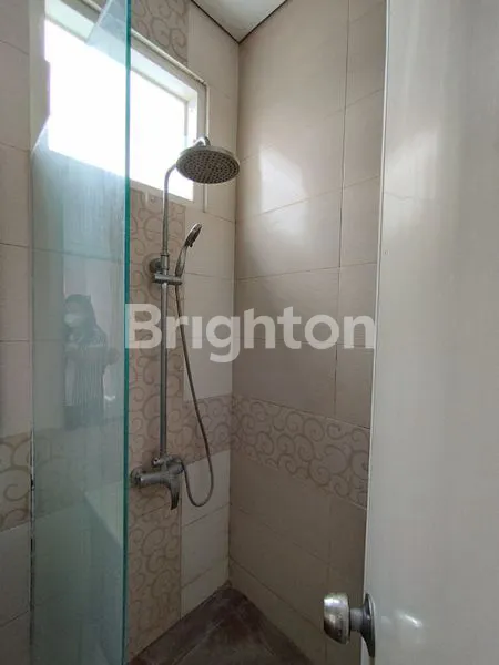 image RUMAH GREENLAND 2 LANTAI SIAP HUNI KEDIRI (6)