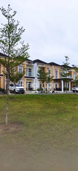 image DUA LANTAI SIAP HUNI HARGA TERBAIK  (1)