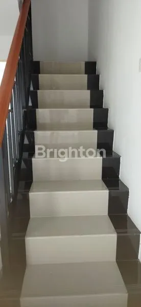 image DUA LANTAI SIAP HUNI HARGA TERBAIK  (4)