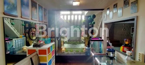 image RUMAH BANGUNAN BAGUS 3 LANTAI DI MOJOSONGO SOLO (5)