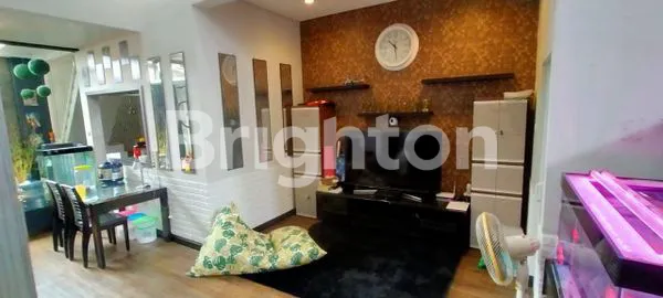 image RUMAH BANGUNAN BAGUS 3 LANTAI DI MOJOSONGO SOLO (4)