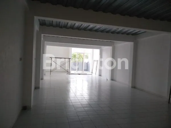 image RUKO RAYA KENJERAN BARU GRESS 3 LANTAI STRATEGIS (4)