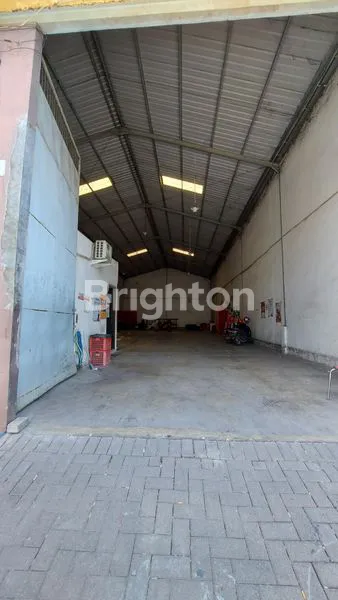 image SEWA GUDANG TRITAN JEMUNDO (1)