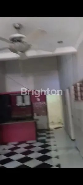 image DIJUAL RUMAH STRATEGIS DEKAT JALAN RAYA BUDURAN, DEKAT KOMPLEK SEKOLAH TK, SD, SMP, SMP , UNIVERSITAS (2)