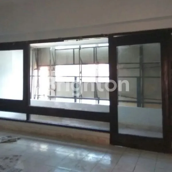 image RUKO 0 JALAN RAYA COMMERSIAL AREA LOKASI SANGAT STRATEGIS PUSAT KOTA SURABAYA (6)