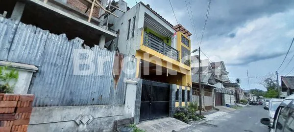 image RUMAH 2 LANTAI AREA PULAU PULAU MALANG (2)