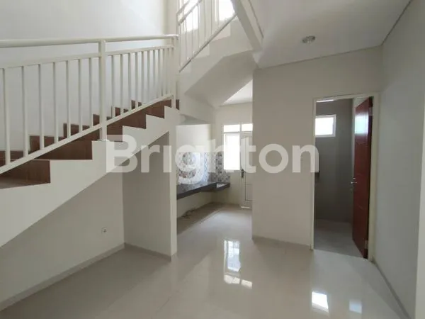 image RUMAH BARU 2LANTAI PERUM GRIYA BHAYANGKARA MASANGAN (8)