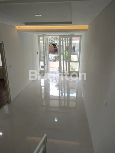 image RUMAH BARU 2LANTAI PERUM GRIYA BHAYANGKARA MASANGAN (2)