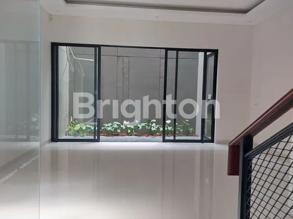 image RUMAH NEW GRESS, MEWAH, BERKUALITAS DENGAN HARGA TERJANGKAU, PAKUWON INDAH (2)