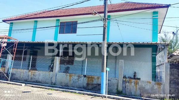 image GEDUNG EX SEKOLAH 2 LANTAI BERADA DI KAWASAN PERUMAHAN NIRWANA EKSEKUTIF (3)