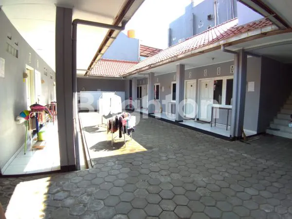 image RUMAH KOST DENGAN 14 KAMAR (2)