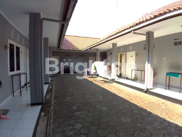 image RUMAH KOST DENGAN 14 KAMAR (1)