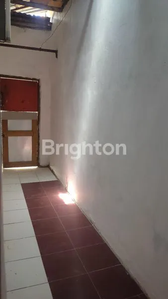 image RUMAH SEDERHANA DI TENGAH KOTA DAERAH PETEMON (3)