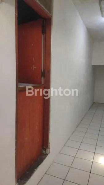 image RUMAH SEDERHANA DI TENGAH KOTA DAERAH PETEMON (4)