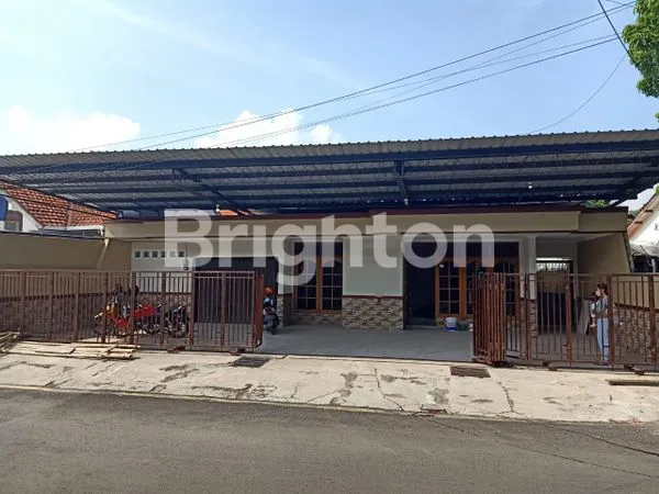 image DIJUAL CEPAT RUMAH KANTOR SIYAP HUNI DI JALAN MENOREH SEMARANG BARAT (1)