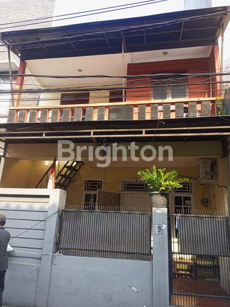 image RUMAH STRATEGIS DIDAERAH TOMANG JAKARTA BARAT (8)