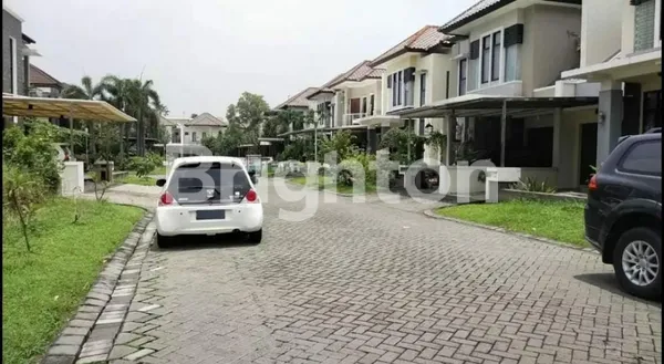 image ROYAL RESIDENCE WIYUNG SEMI FURNISH DEKAT IVY SCHOOL, SUPERINDO (2)