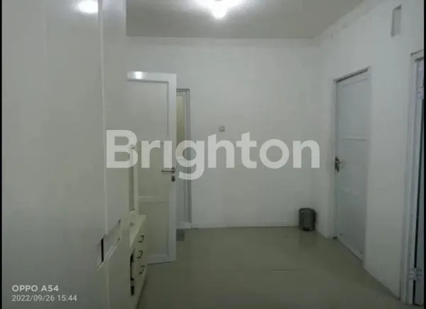 image RUMAH SANGAT NYAMAN HALAMAN LUAS 1 LANTAI DI BAWAH HARGA PASARAN SIAP HUNI (4)