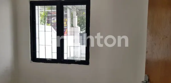 image DIJUAL RUMAH SIAP HUNI DI KAHURIPAN NIRWANA, NYAMAN, LOKASI STRATEGIS (5)